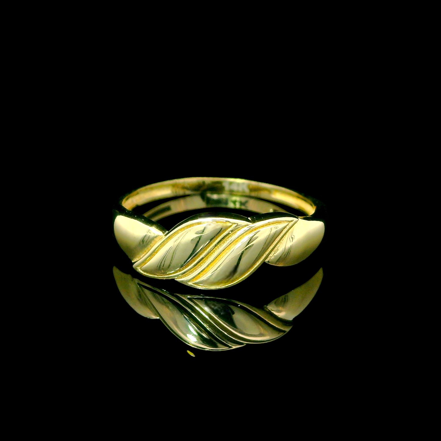 14K Gold Braided Twist Band Ring – Shiny Woven Look (6mm)