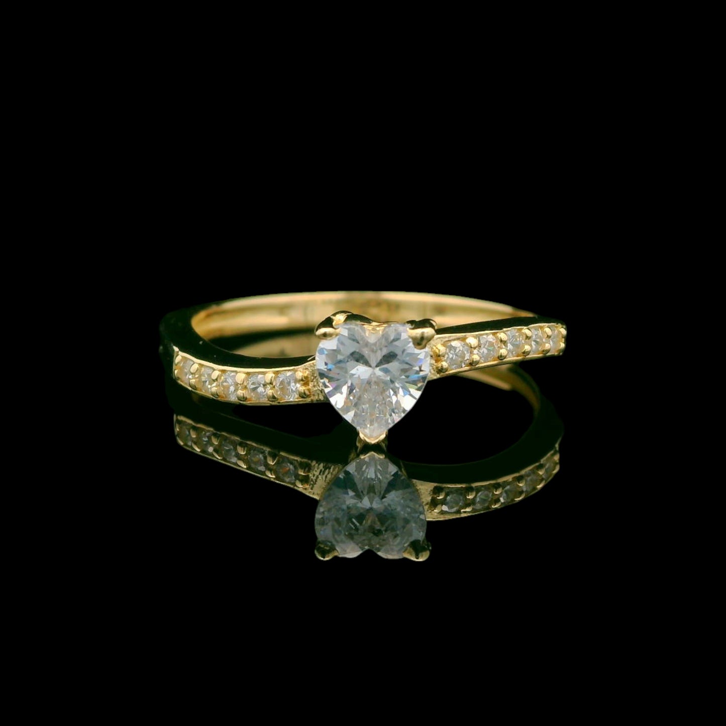 14K Heart Solitare CZ with Curved Band - 5mm