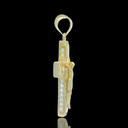 Colgante de cruz de oro amarillo de 14 quilates con acento de circonita cúbica