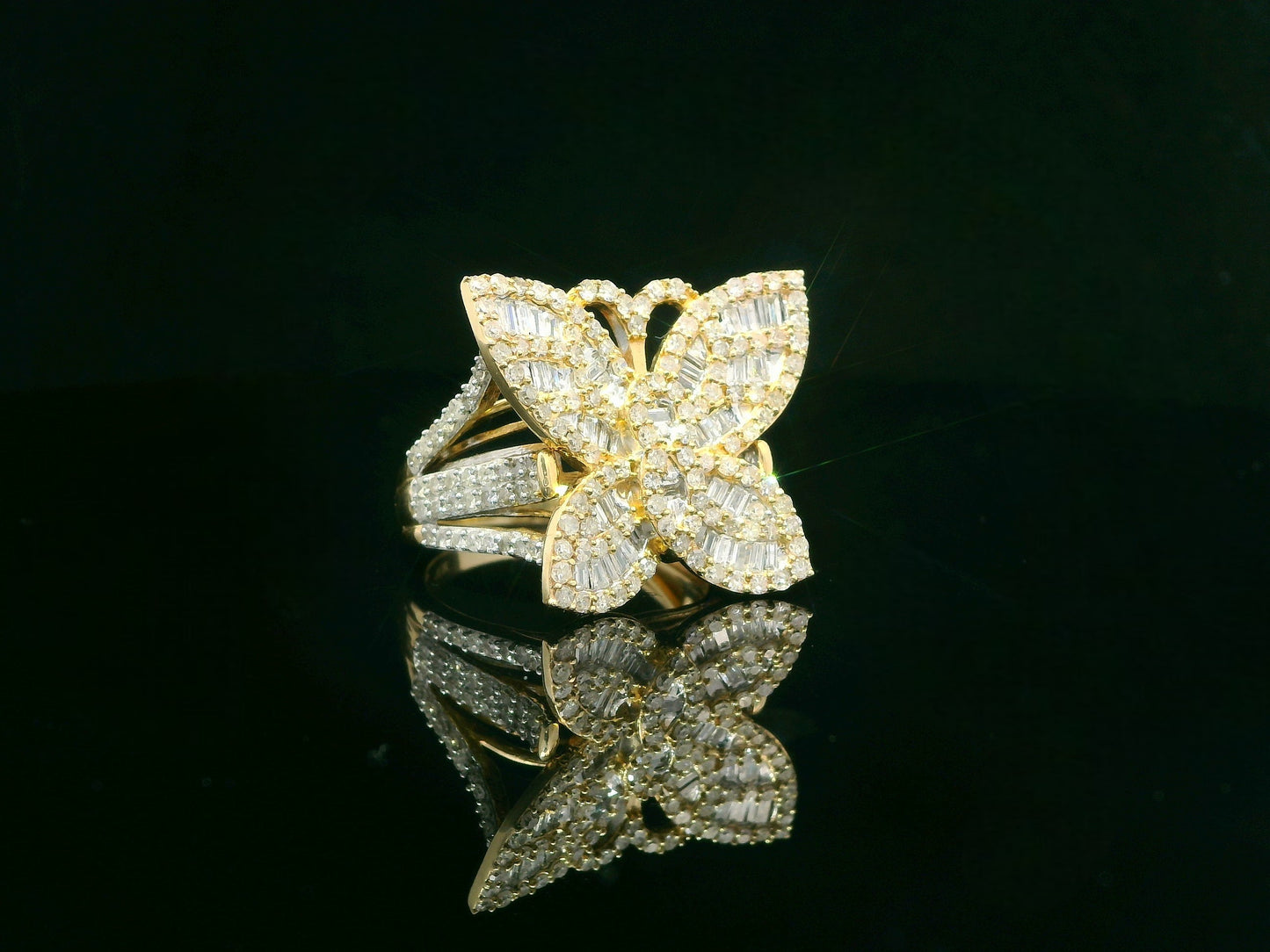 Butterfly Diamond Yellow Gold Ring